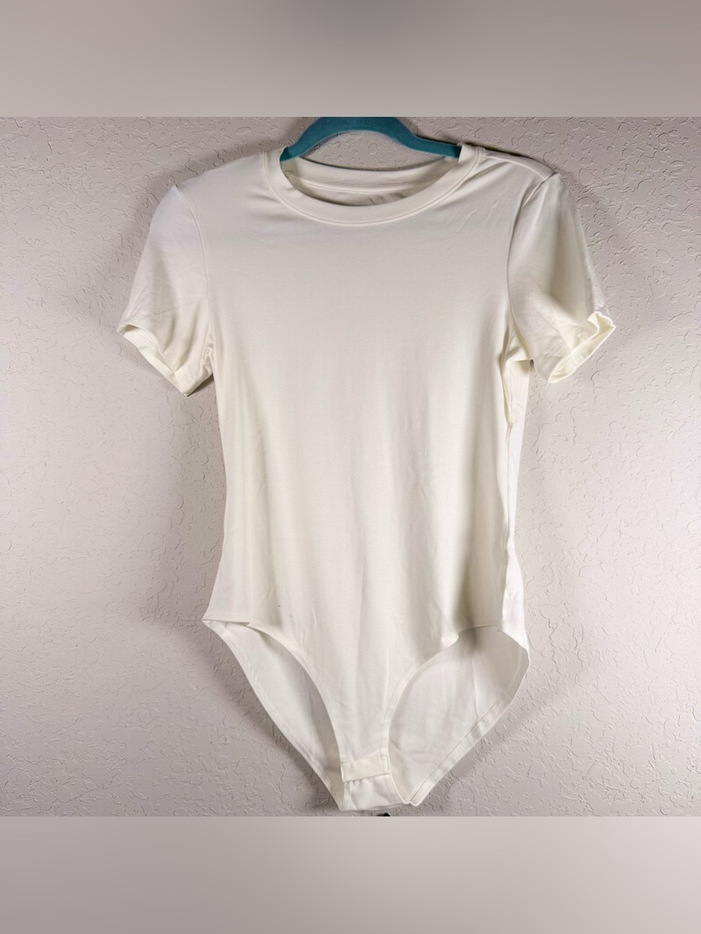 White Short Sleeve Crewneck Bodysuit Rayon Blend Size L
